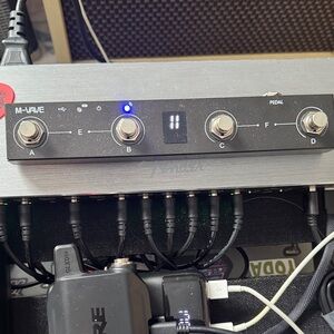 M-WAVE Chocolate Midi Pedal Switch